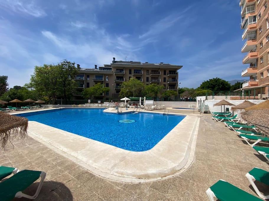 Atico C/Vistas, Recep 24H, Piscinas Y Parking Appartement Benalmádena Buitenkant foto
