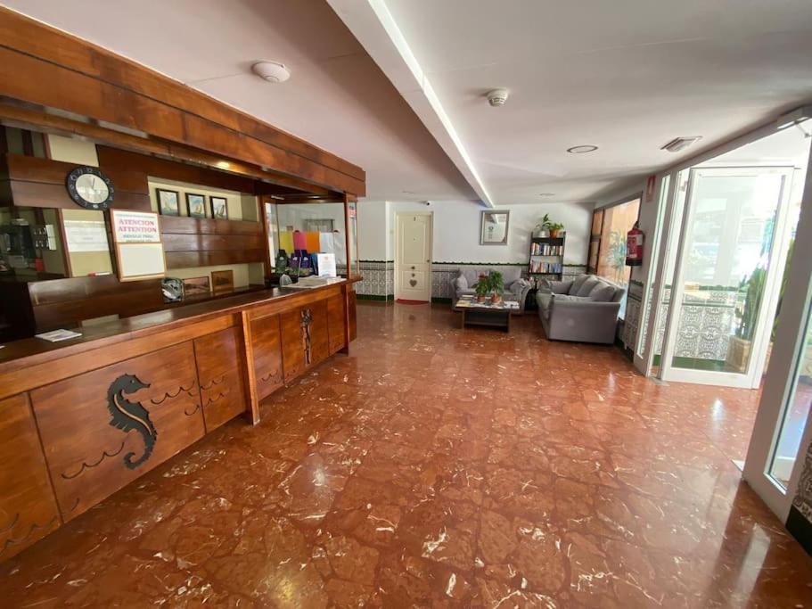 Atico C/Vistas, Recep 24H, Piscinas Y Parking Appartement Benalmádena Buitenkant foto