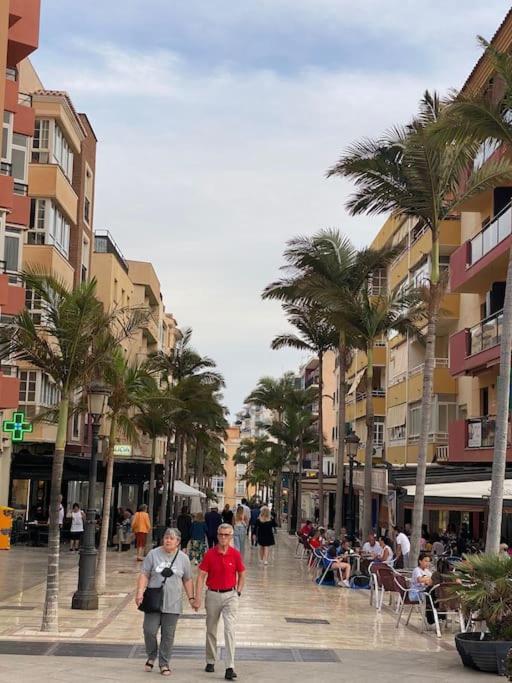 Atico C/Vistas, Recep 24H, Piscinas Y Parking Appartement Benalmádena Buitenkant foto